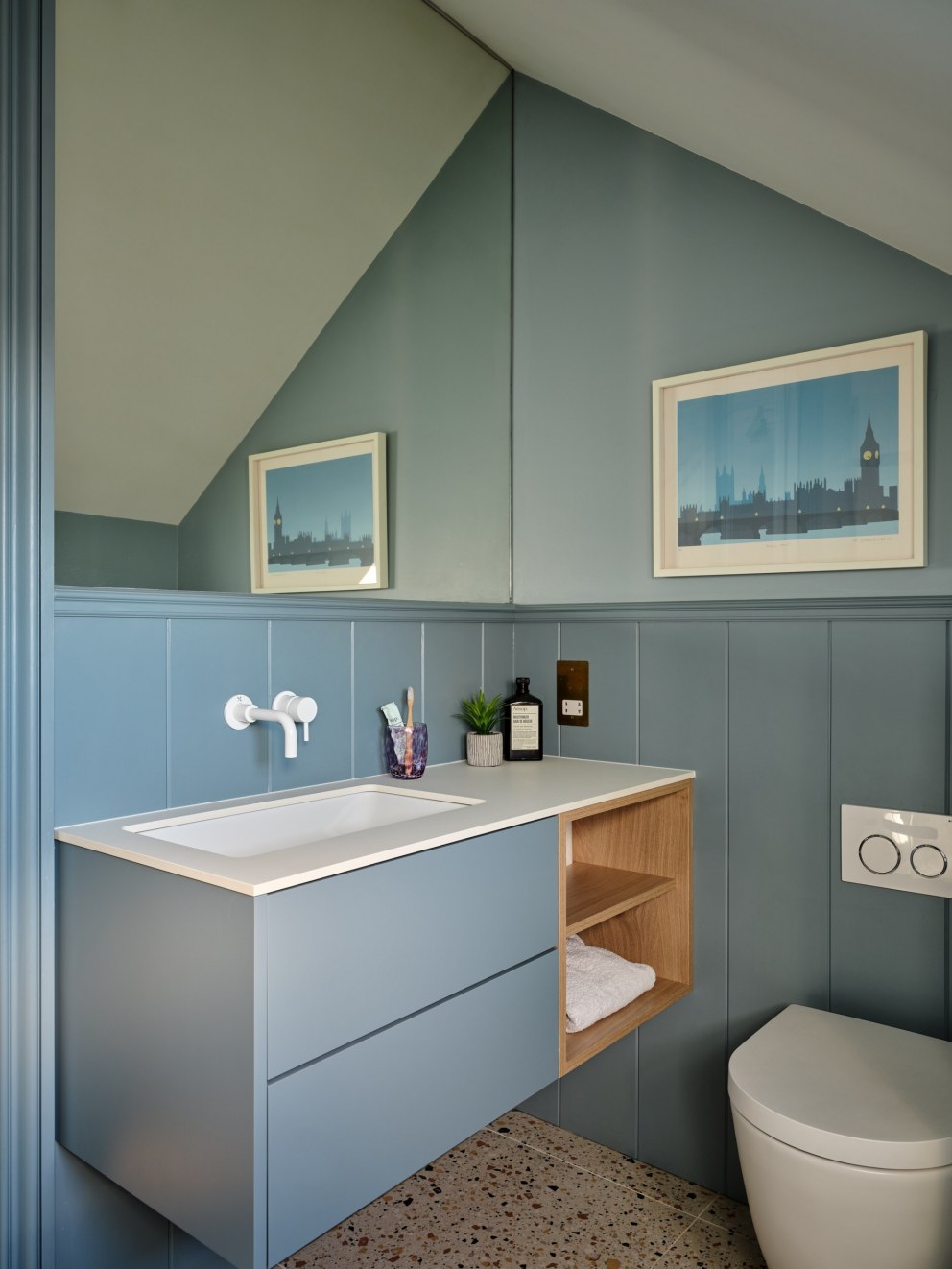 Rosedale House | Boys' Bathroom | Interior Designers